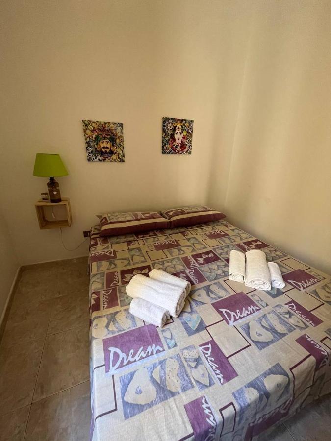 Al Cortile Di Maqueda Lejlighed Palermo Eksteriør billede