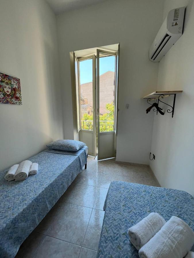 Al Cortile Di Maqueda Lejlighed Palermo Eksteriør billede