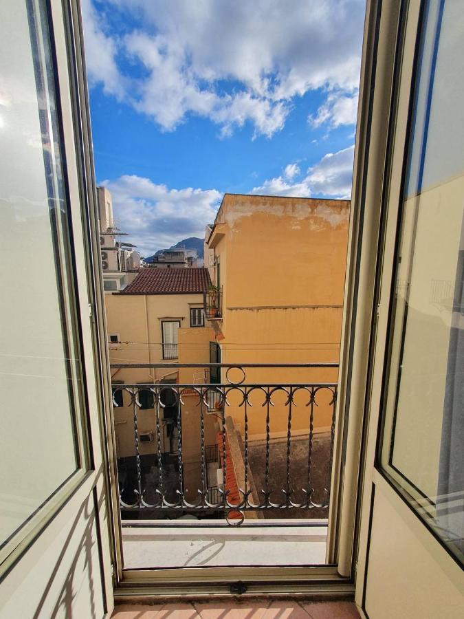 Al Cortile Di Maqueda Lejlighed Palermo Eksteriør billede