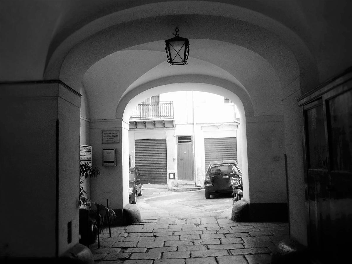 Al Cortile Di Maqueda Lejlighed Palermo Eksteriør billede