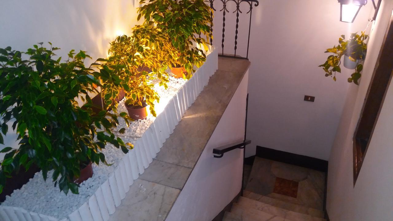 Al Cortile Di Maqueda Lejlighed Palermo Eksteriør billede